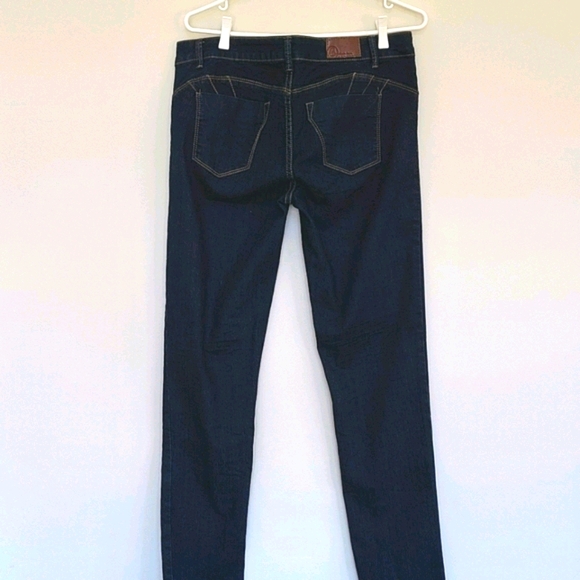 Bluenotes Jeans - Picture 2 of 3